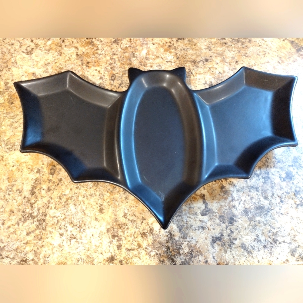 Celebrate! Bat shaped ceramic small serving platter, about 1 foot across, black